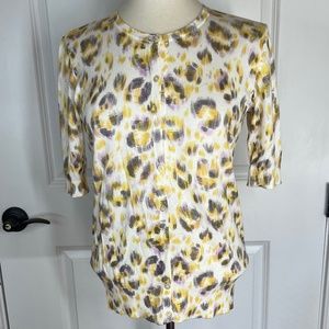 Ann Taylor Sz M, Light Weight Knit Cream,Purple,Yellow Short Sleeve Button Down